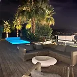 Le Pied A Terre 2 פורטיסיו