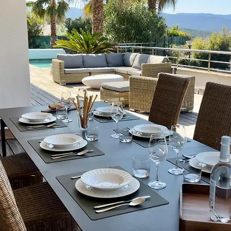 Le Pied A Terre 2 *