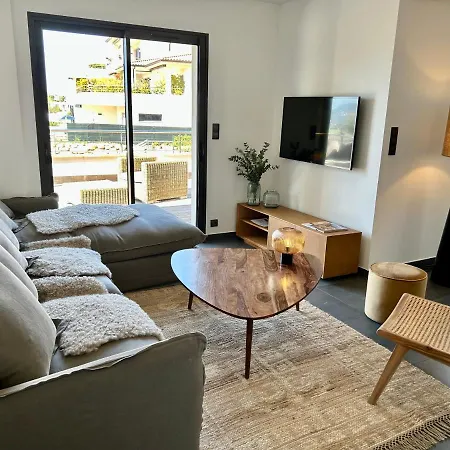 Le Pied A Terre 2 Апартаменты Портисьо