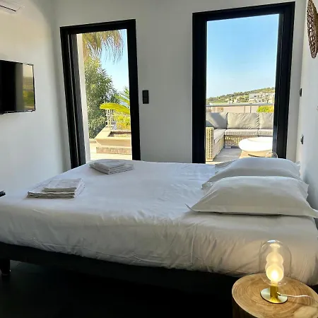 Le Pied A Terre 2 Διαμέρισμα *