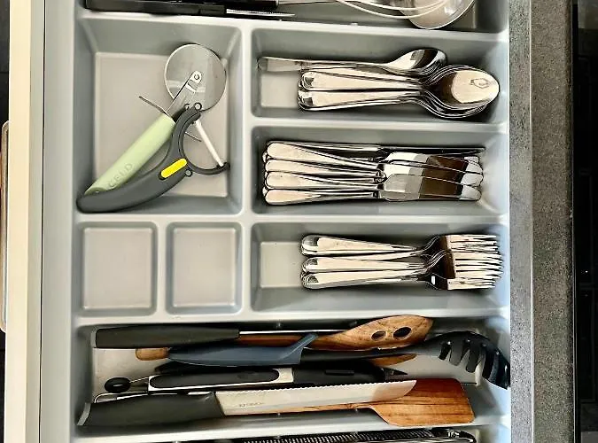 Le Pied à Terre 2 *